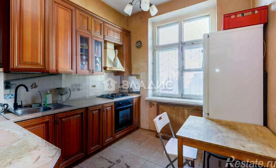 Продажа 3-комн квартиры на вторичном рынке ул Валовая,  д. 8/18