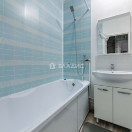 Продажа 1-комн квартиры на вторичном рынке Мурино г, Воронцовский б-р,  д. 5 к5