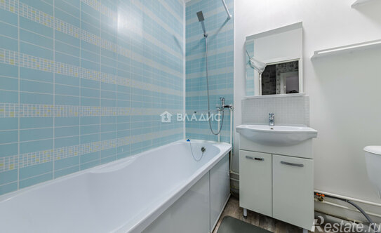 Продажа 1-комн квартиры на вторичном рынке Мурино г, Воронцовский б-р,  д. 5 к5