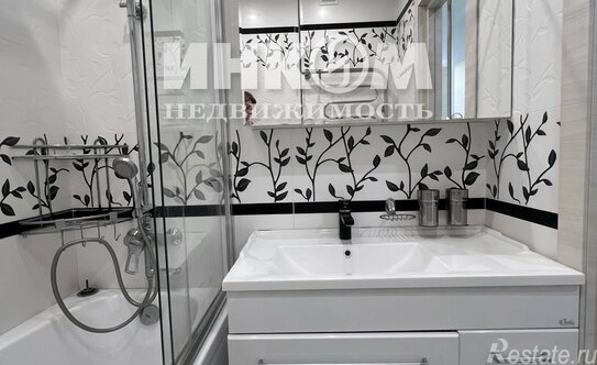 Продажа 2-комн квартиры на вторичном рынке Путилково, ул 70-летия Победы,  д. 3