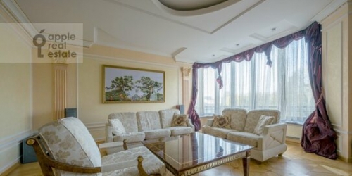 5-комн квартира ул Куусинена,  д. 21А