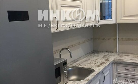 Аренда 1-комн квартиры на вторичном рынке Черноморский б-р,  д. 12