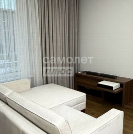 Продажа 3-комн квартиры на вторичном рынке Винницкая улица,  д. 8 к4