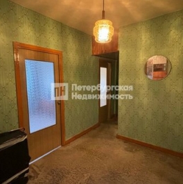 Продажа 2-комн квартиры на вторичном рынке Передовиков ул,  д. 1/6