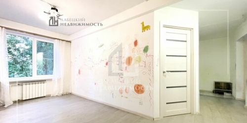 3-комн квартира ул Черкасова,  д. 8,  к. 3