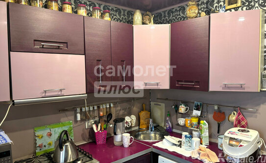 Продажа 2-комн квартиры на вторичном рынке Заречный, Комсомольская улица,  д. 8