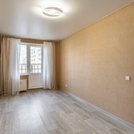 Продажа 1-комн квартиры на вторичном рынке Московское ш,  д. 256 к8 с1