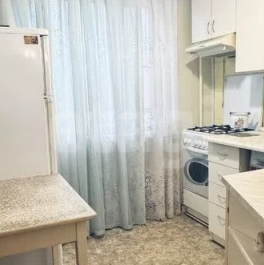 Продажа 3-комн квартиры на вторичном рынке Ириновский пр-кт,  д. 17 к1