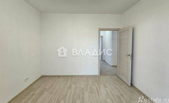 Продажа 3-комн квартиры на вторичном рынке улица Кедрова,  д. 16 к3