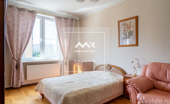 Продажа 3-комн квартиры на вторичном рынке улица Савушкина