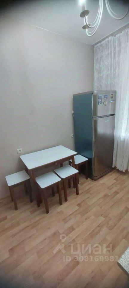 Аренда 1-комн квартиры на вторичном рынке улица Юных Ленинцев,  д. 5