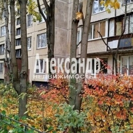 Продажа 1-комн квартиры на вторичном рынке Искровский пр-кт,  д. 35/38
