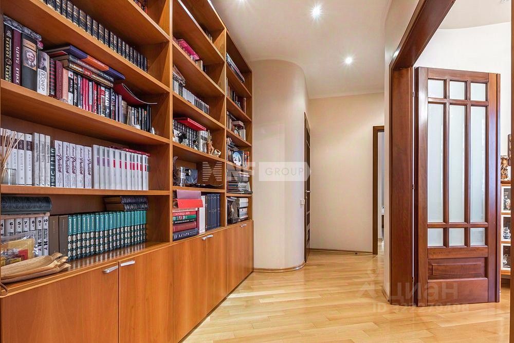 Продажа 3-комн квартиры на вторичном рынке улица Машкова, 6С1