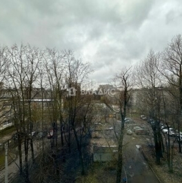 Продажа 3-комн квартиры на вторичном рынке ул Матроса Железняка,  д. 5