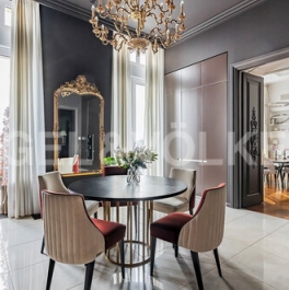 Продажа 5-комн квартиры на вторичном рынке Крестовский проспект,  д. 12