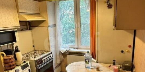 2-комн квартира Петрозаводская улица,  д. 10