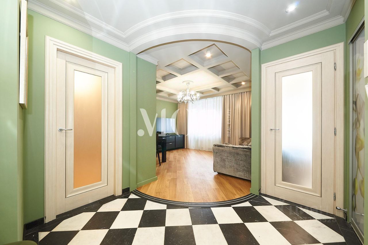 Аренда 3-комн квартиры на вторичном рынке Большая Бронная улица, 29