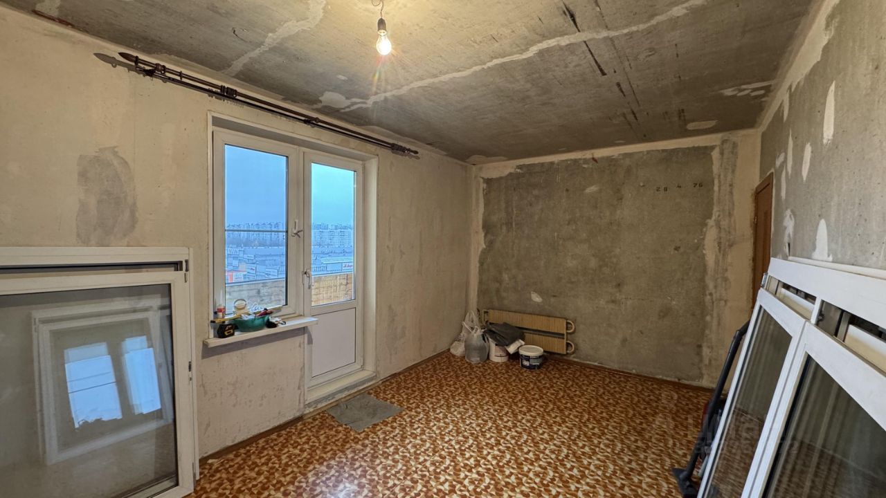 Продажа 2-комн квартиры на вторичном рынке Северный бульвар, 2