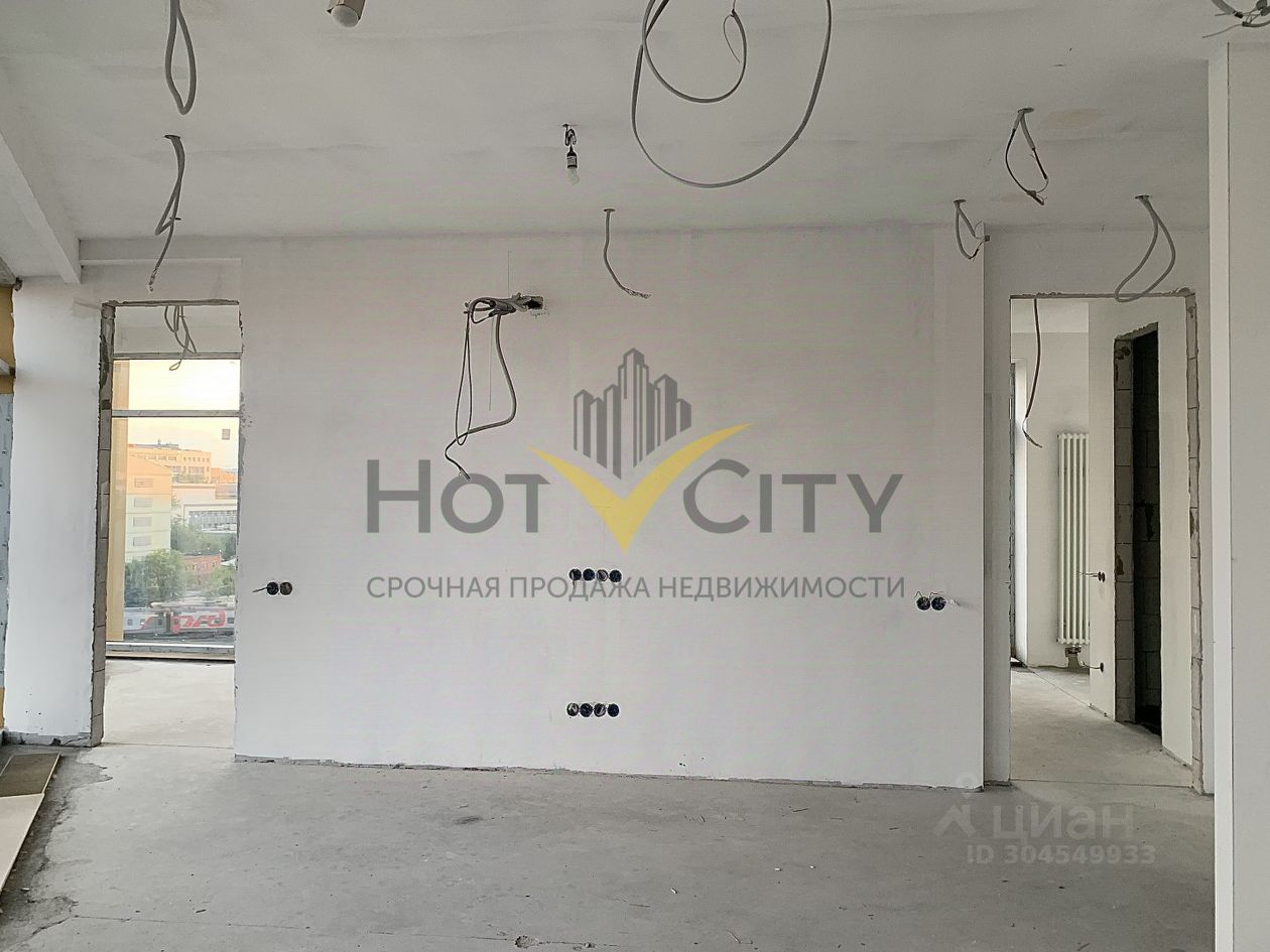 Продажа 3-комн квартиры на вторичном рынке Летниковская улица, 13
