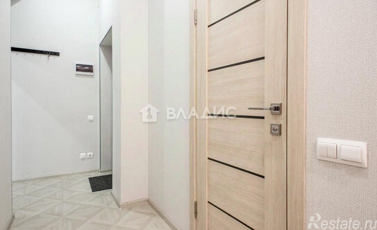 Продажа 2-комн квартиры на вторичном рынке улица Блохина,  д. 33