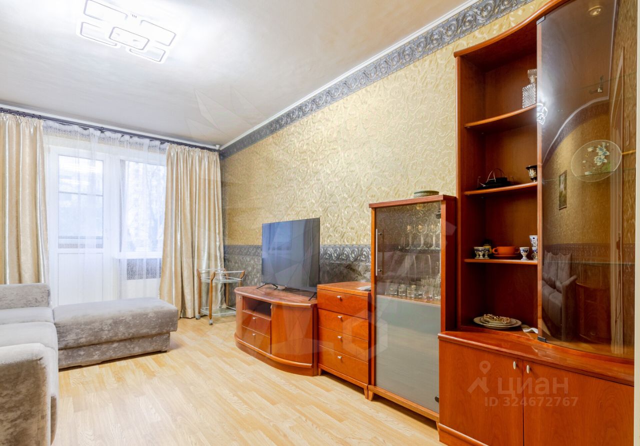 Аренда 3-комн квартиры на вторичном рынке Варшавское шоссе, 152К12