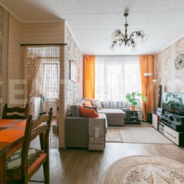 Продажа 4-комн квартиры на вторичном рынке ул Белы Куна,  д. 7,  к. 5