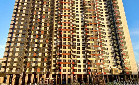 Продажа 2-комн квартиры на вторичном рынке улица Константина Федина,  д. 13