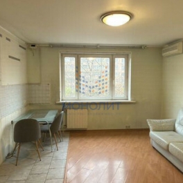 Продажа 2-комн квартиры на вторичном рынке Октябрьская улица,  д. 33