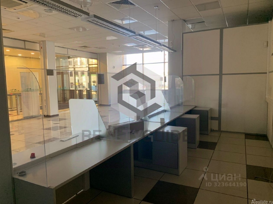 Аренда торгового помещения Москва, МКАД 69-й км,  д. 19