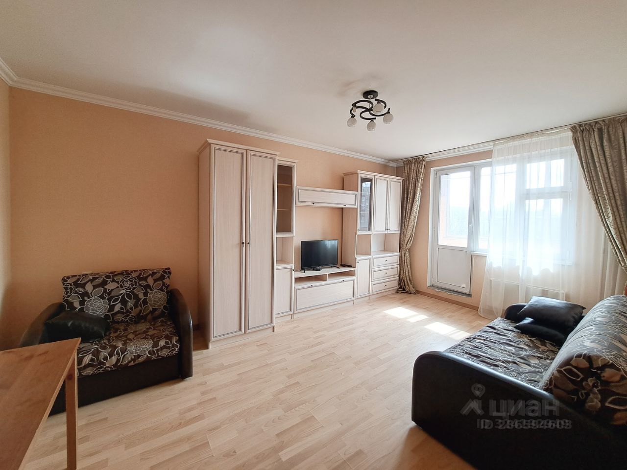 Аренда 1-комн квартиры на вторичном рынке Сиреневый бульвар, 59