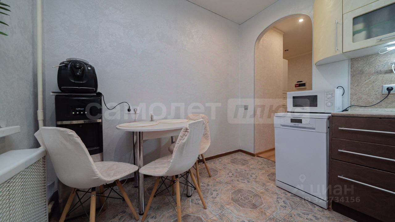 Продажа 2-комн квартиры на вторичном рынке Наро-Фоминск, улица Маршала Г.К. Жукова, 14А