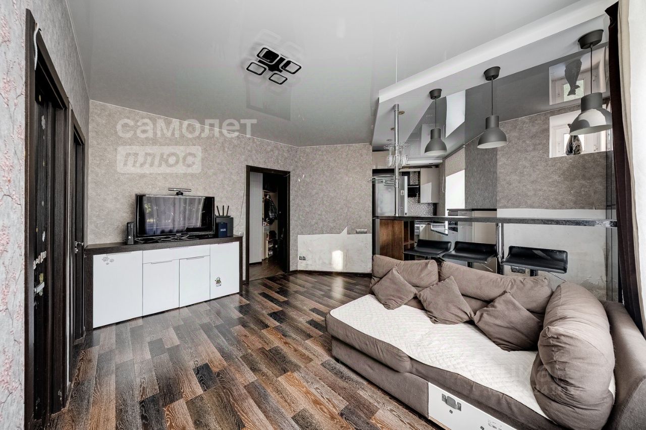 Продажа 3-комн квартиры на вторичном рынке Королев, улица Коминтерна, 1/15