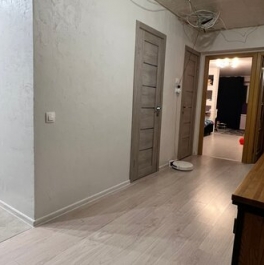 Продажа 3-комн квартиры на вторичном рынке Рыбацкий проспект,  д. 11