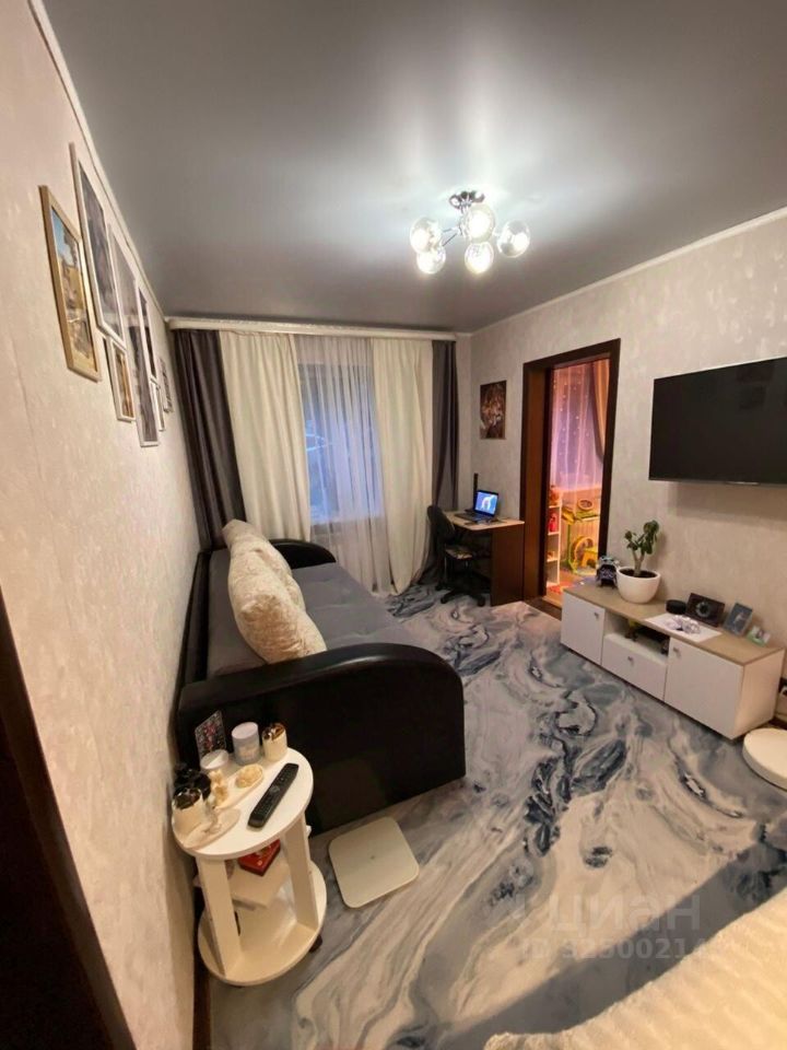 Продажа 2-комн квартиры на вторичном рынке Щелково, Октябрьская улица, 20