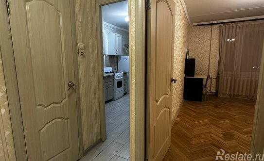 Продажа 1-комн квартиры на вторичном рынке Снежная улица,  д. 4