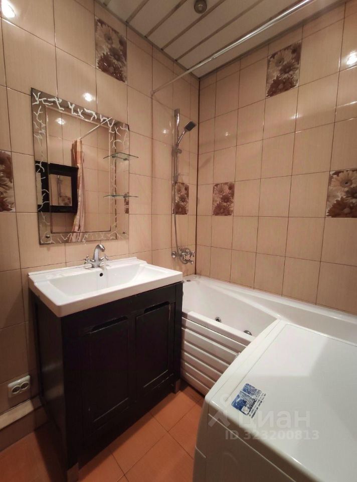 Продажа 4-комн квартиры на вторичном рынке 5-я Парковая улица, 11