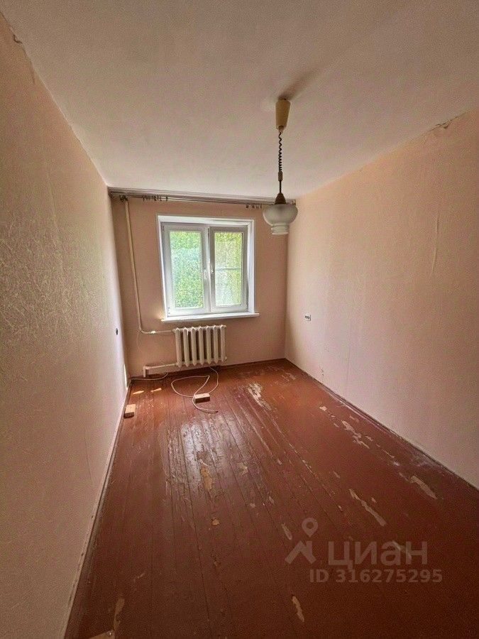 Продажа 3-комн квартиры на вторичном рынке Жуковский, Молодежная улица, 13