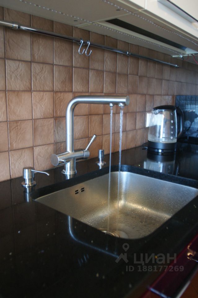 Продажа 2-комн квартиры на вторичном рынке Велтон Парк Новая Сходня мкр, д. Подолино