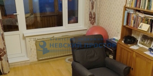 2-комн квартира ул Антонова-Овсеенко,  д. 19,  к. 4