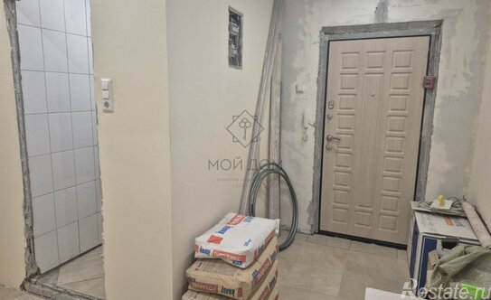 Продажа 2-комн квартиры на вторичном рынке улица Вертолётчиков,  д. 4 к6