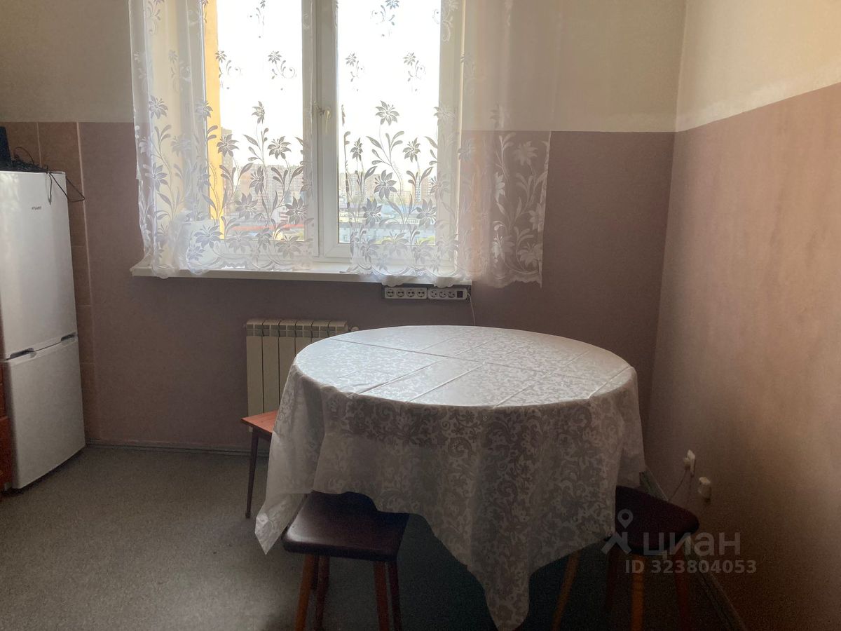 Аренда 2-комн квартиры на вторичном рынке Реутов, улица Октября, 18