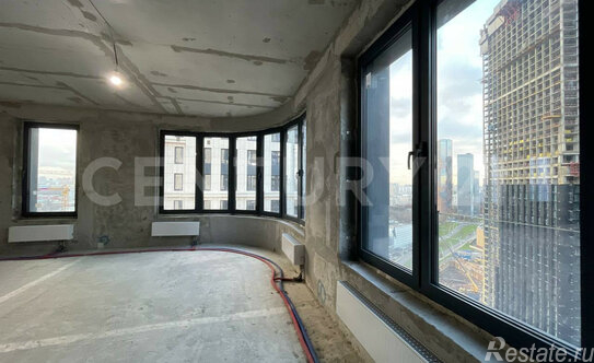 Продажа 4-комн квартиры на вторичном рынке улица Сергея Бондарчука