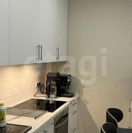 Продажа 1-комн квартиры на вторичном рынке Яхтенная ул,  д. 31