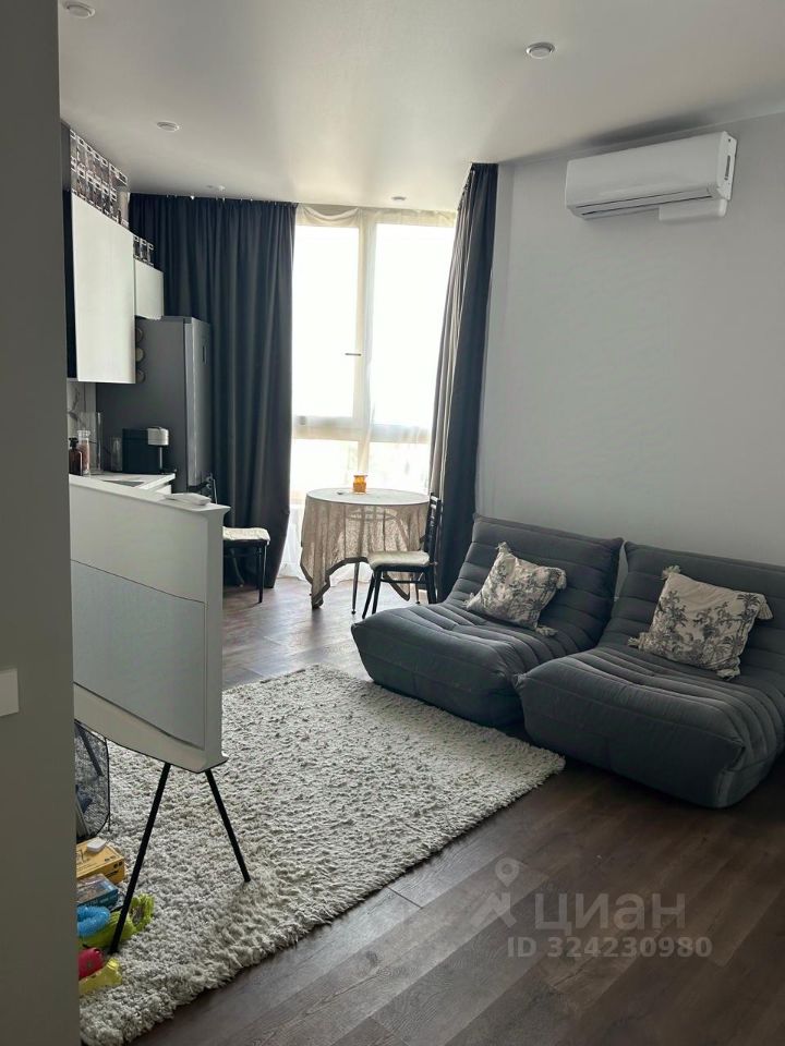 Аренда 1-комн квартиры на вторичном рынке Одинцово, улица Сколковская, 9А