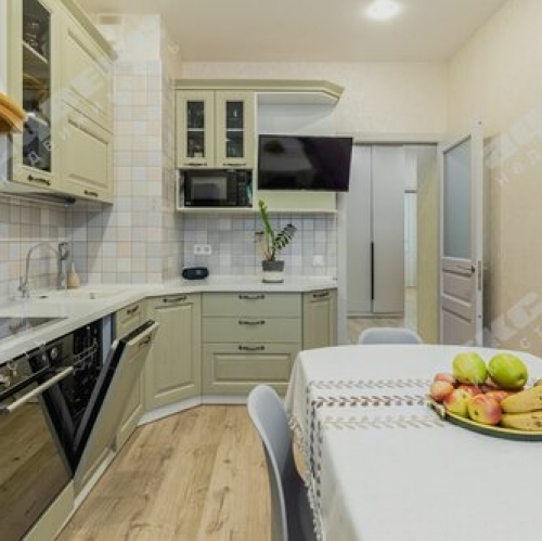 2-комн квартира Мурино г, Петровский б-р,  д. 11 к1