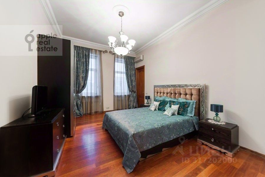Продажа 4-комн квартиры на вторичном рынке улица Покровка, 42С6