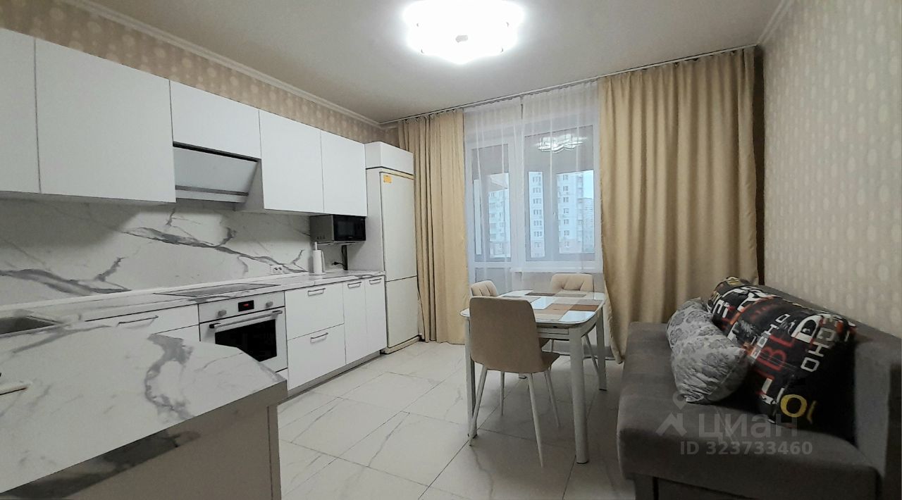 Аренда 3-комн квартиры на вторичном рынке Красногорск, бульвар Ильинский, 8