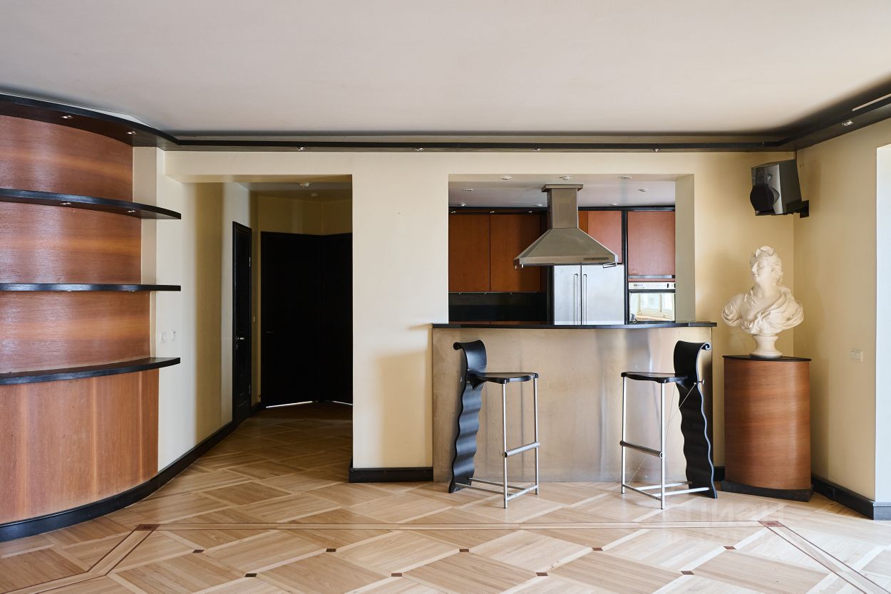 Продажа 3-комн квартиры на вторичном рынке Протопоповский переулок, 16