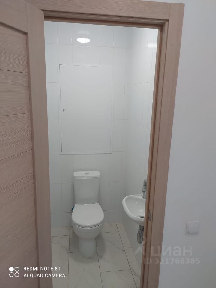 Продажа 2-комн квартиры на вторичном рынке Базовская улица, 24Б