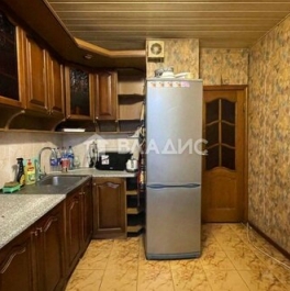 Продажа 2-комн квартиры на вторичном рынке Клинская улица,  д. 4 к1
